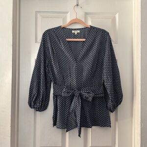 NWOT Max Studio White Blue Floral Ruffled Sleeve Smocked Blouse Size Medium